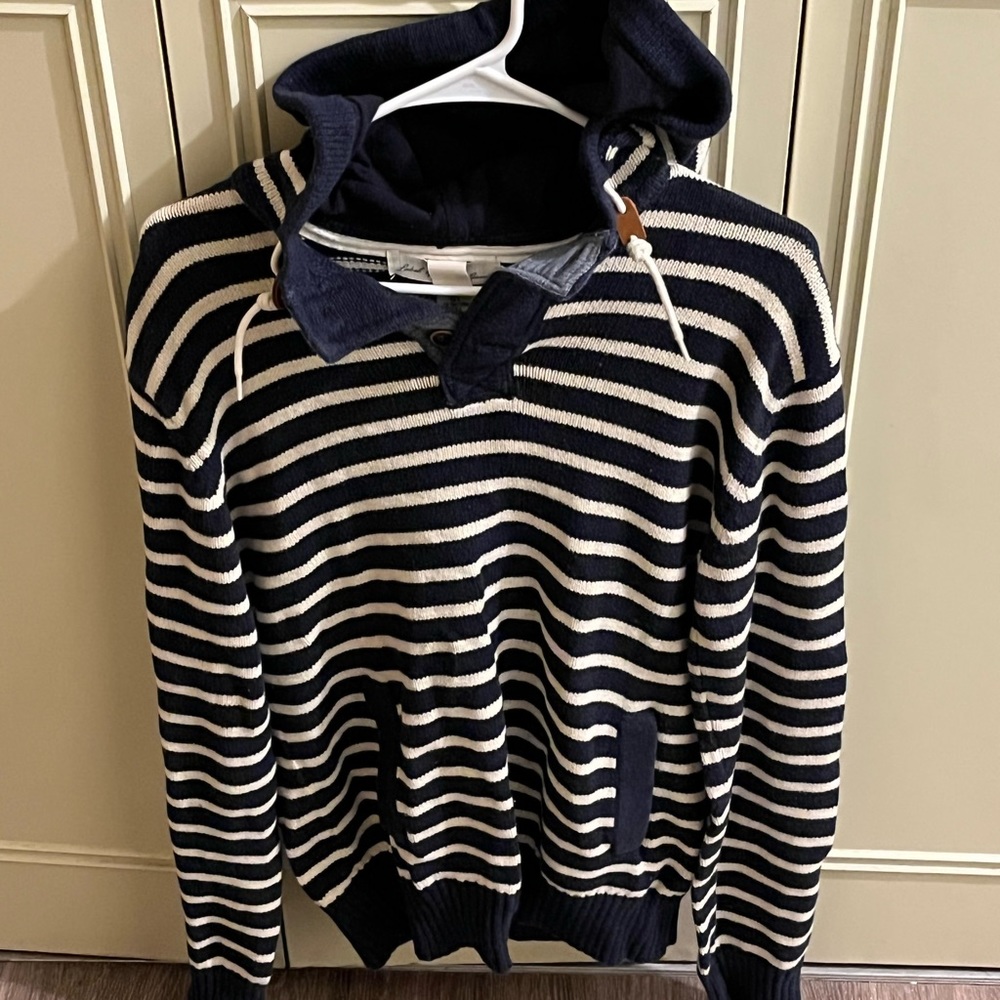 H&M sweater